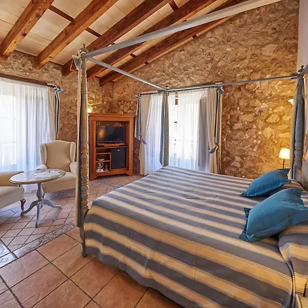Hotel Parc Natural Binibona