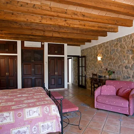 Parc Natural Hotel Binibona
